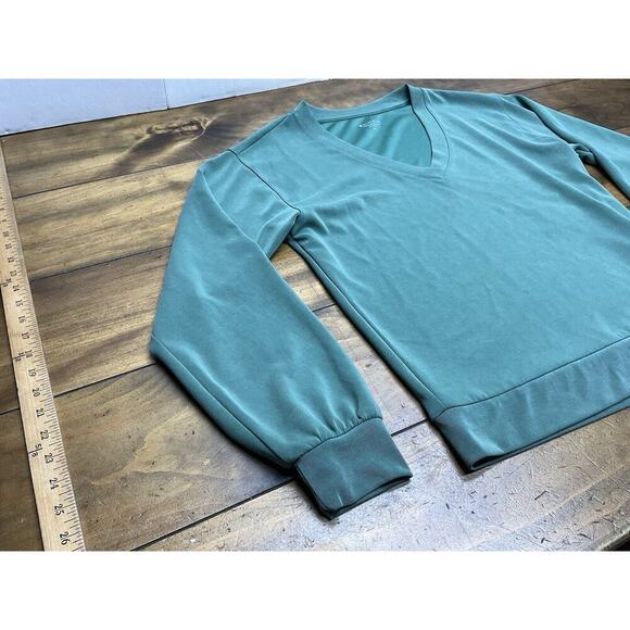 ATHLETA Seasoft Willow Green V-neck Sweatshirt Long Sleeve Soft Modal Medium - Picture 5 of 9